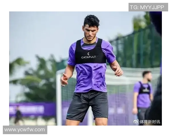 来自足球弱国的足球明星如何在世界舞台上崭露头角与追逐梦想