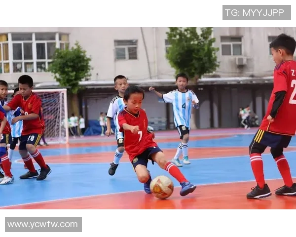 搞笑足球哥带你领略足球场上的奇葩瞬间与欢乐时刻 搞笑足球哥带你领略足球场上的奇葩瞬间与欢乐时刻